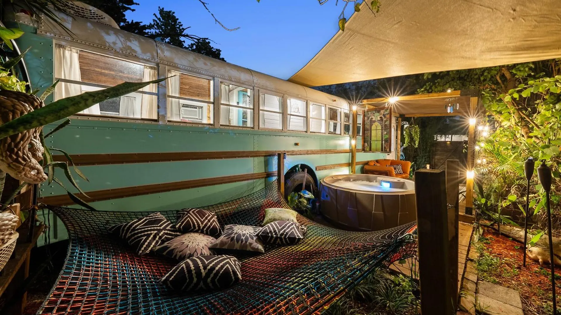 Holiday home Cozy Af Medusa The Bus-Lux Tampa